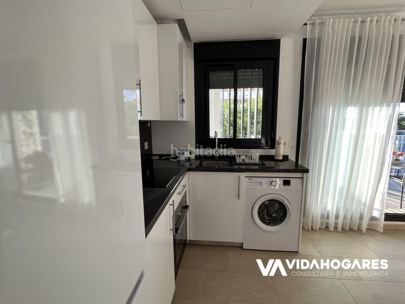 Foto bc32c078-ca4c-4256-8241-6b4debe9377d. Piso esta vez no puedes quedarte sin este precioso piso de dos habitaciones !!!!este piso es maravilloso, situado en una zona privilegi en Rota