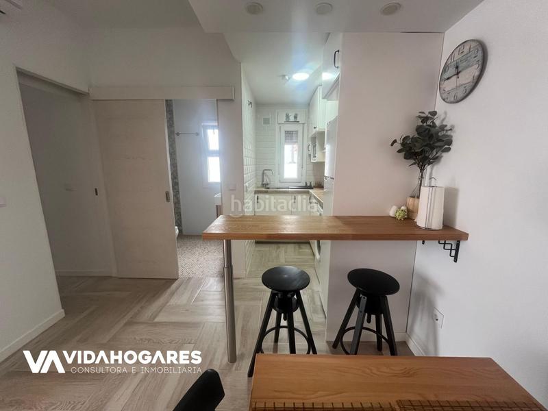 Foto 2d62ab42-cc72-48a6-b7e9-4a97d0a29a90. Piso bienvenidos a vidahogares, donde convertimos tus sueños de hogar en realidad. en esta acogedora vivienda de una habitación en el c en Rota