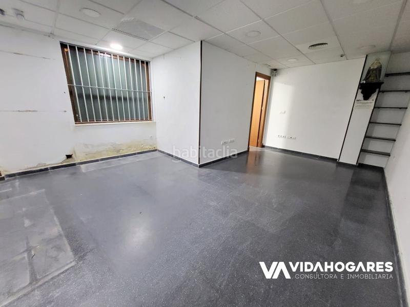 Foto 2fee1cfc-0bf6-4d40-b48b-b7b612792d26. Local comercial en Norte - Blanca Paloma Rota