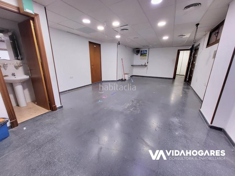 Foto 69cd7bbe-b7ab-4805-bc13-4d1be963c816. Local comercial en Norte - Blanca Paloma Rota