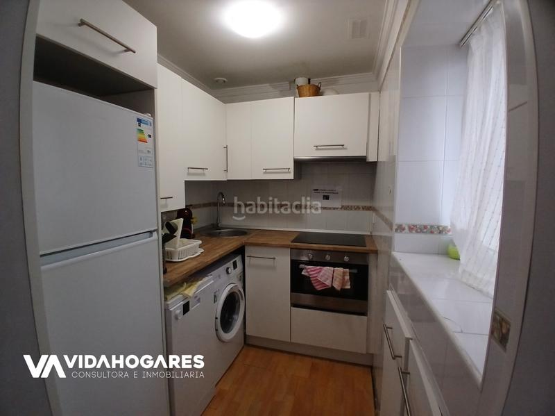 Foto 602e718c-544a-40a9-8b44-5a3b7f6f14e0. Piso bienvenidos futuros propietarios a esta oportunidad única ! estás buscando un espacio acogedor, moderno y con todo lo que n en Rota