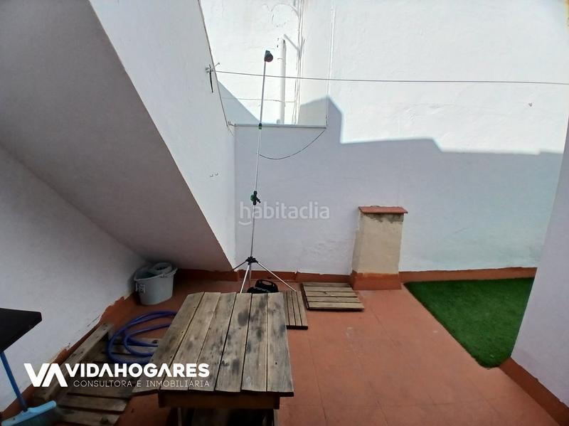 Foto acf3b2bf-bfd7-43c4-b012-b014a8bd3440. Piso bienvenidos futuros propietarios a esta oportunidad única ! estás buscando un espacio acogedor, moderno y con todo lo que n en Rota