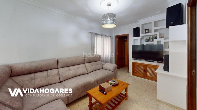 Foto bef69ce2-2145-42be-b046-0c56d177c8b0. Maison dans El Chorrillo - El Molino Rota