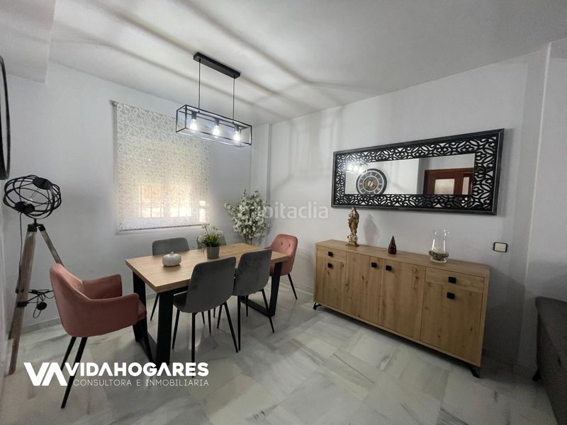 Foto 658b779c-91bb-4403-b355-d6e905689817. Casa pareada descubre la oportunidad que estabas esperando , en la demandada zona de laguna del moral, a escasos minutos de la playa. un en Rota