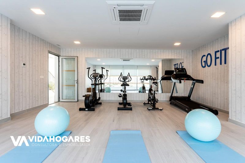 Foto 8d1799f6-a77a-46cd-94a9-ae4a27bcb572. Pis amb aparcament piscina a Aguadulce - Almadraba - Punta Candor Rota