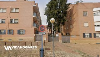 Piso en Nuevo Bulevar. Oportunidad de inversión en mairena del aljarafepresentamos esta