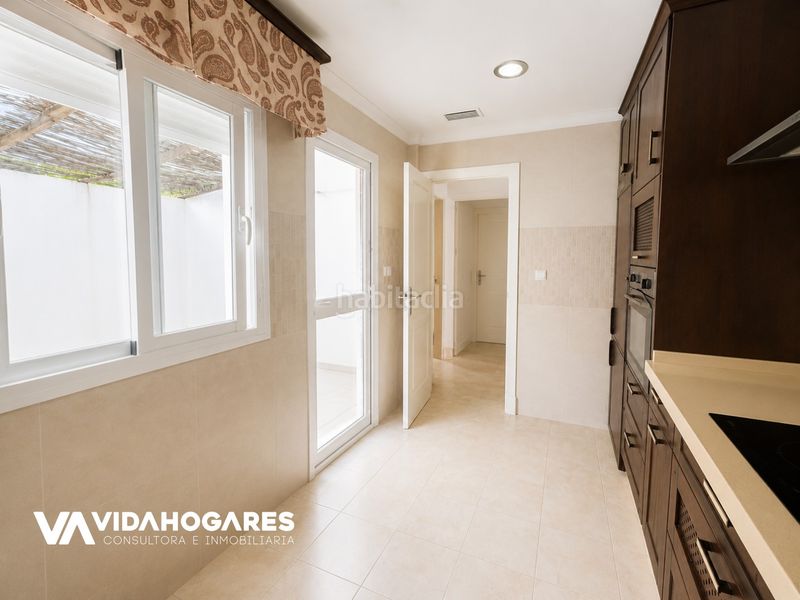 Foto ef948d23-a113-4219-9e31-291ea956511d. Casa amb aparcament a Aguadulce - Almadraba - Punta Candor Rota