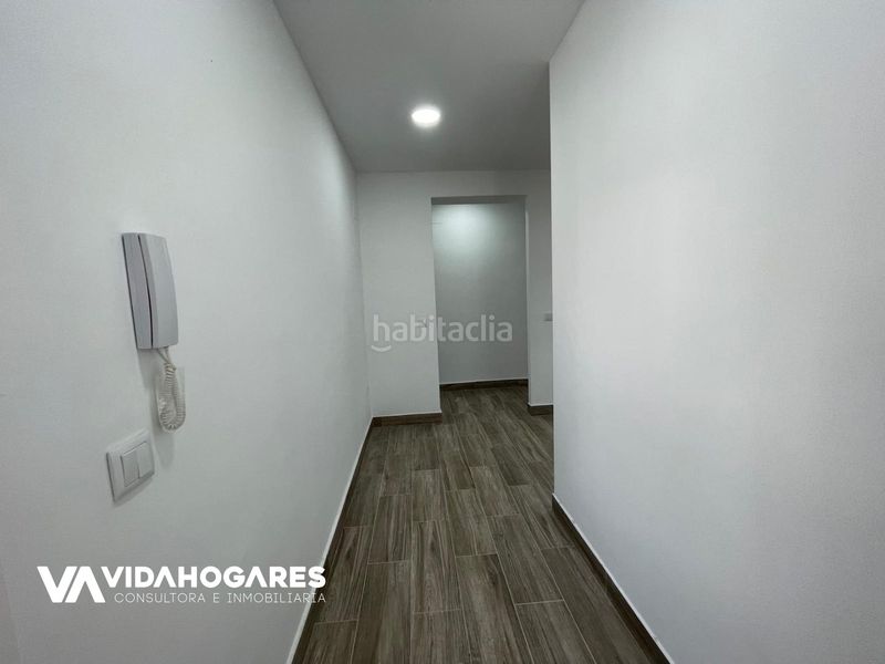 Foto d67cc01d-7e46-4167-a04b-8aee12c93273. Pis a Zona Carrefour Rota