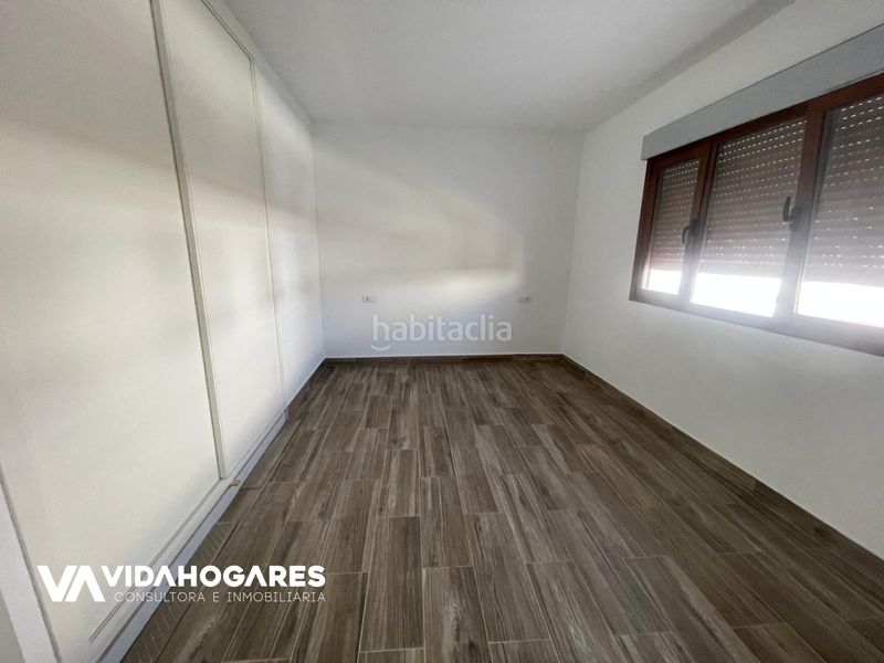 Foto dafb71e8-1f13-49ad-aa13-27342c2d10ab. Pis a Zona Carrefour Rota