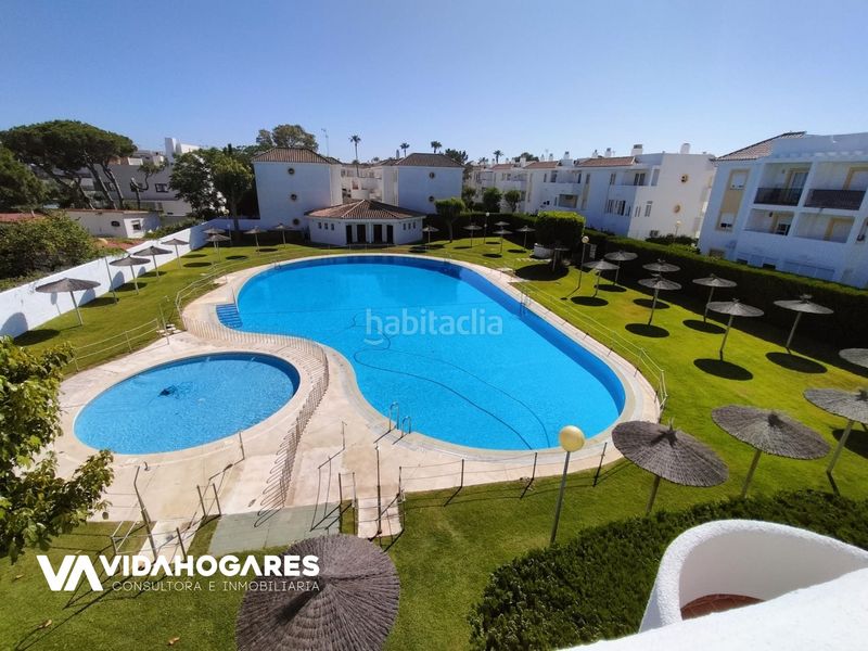Foto 0925ba02-6de3-4a48-8b00-78880e7f9f1d. Pis amb piscina a Aguadulce - Almadraba - Punta Candor Rota