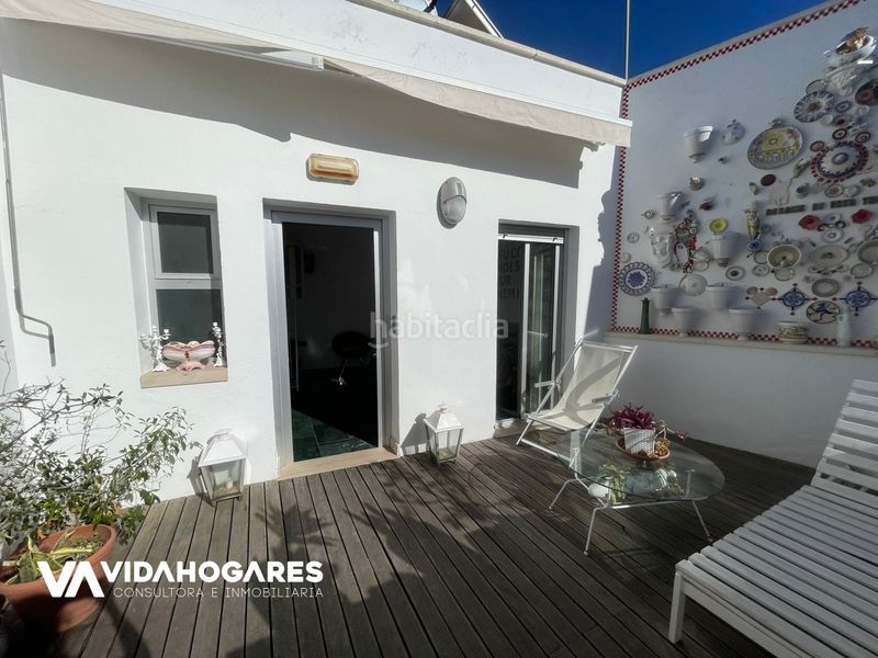 Foto f9675f2c-a32d-48a1-a22f-8d7600ba86ff. Edificio in Centro - La Costilla Rota