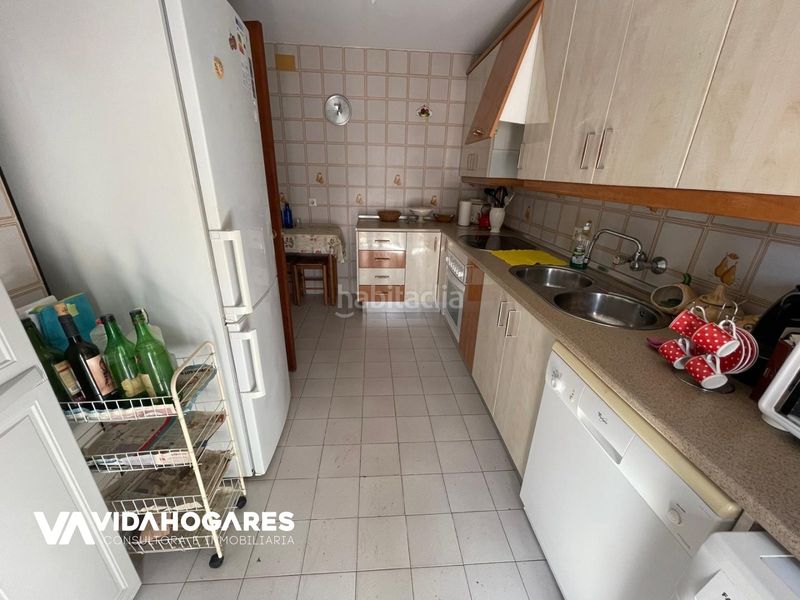 Foto b7a1f8b5-b4d3-47f3-b17d-d46604a65745. Casa amb aparcament a Virgen del Mar Rota