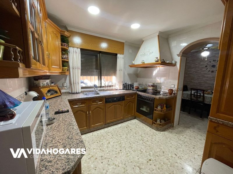 Foto 353ed105-48e5-48a5-a087-d4cc91ba824d. Casa amb aparcament a Zona Carrefour Rota