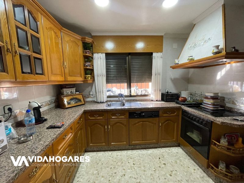 Foto 5fa0de50-e0c0-47cb-afbe-a20c2f1fa188. Casa amb aparcament a Zona Carrefour Rota