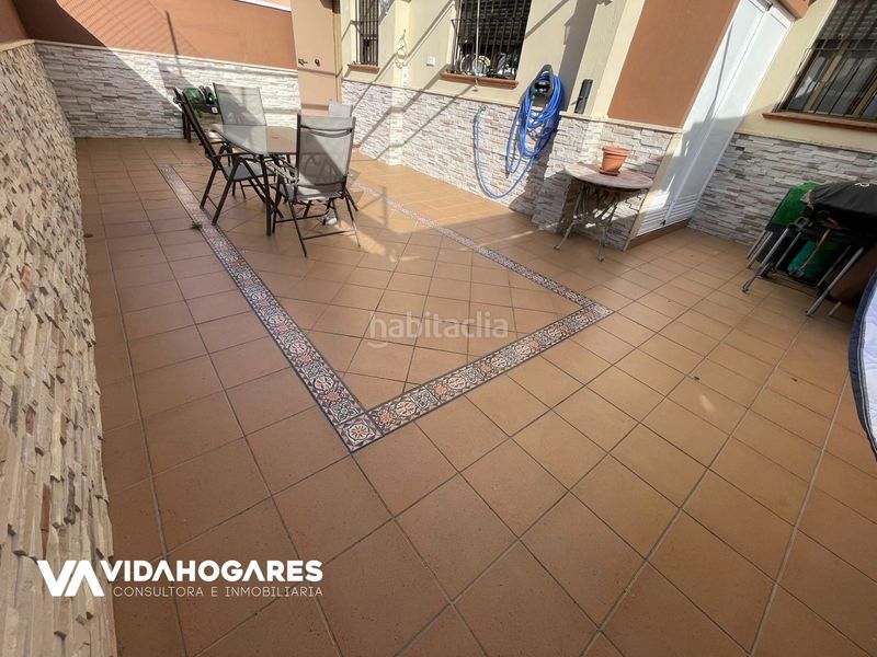 Foto 6bc63aff-7cb1-44bd-a1f3-6bedf6fc7bbf. Casa amb aparcament a Zona Carrefour Rota
