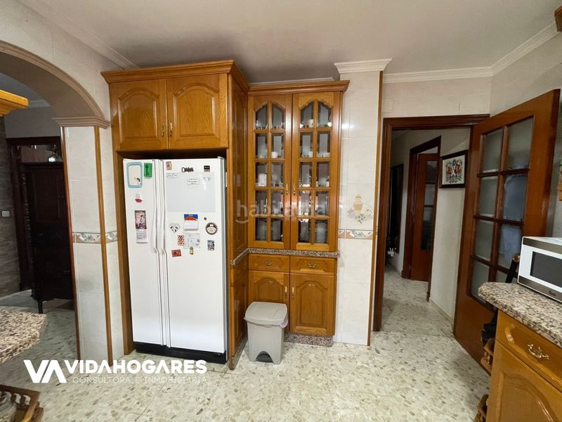 Foto 94107e40-bfff-4cb6-854d-e3663c1836d3. Casa amb aparcament a Zona Carrefour Rota