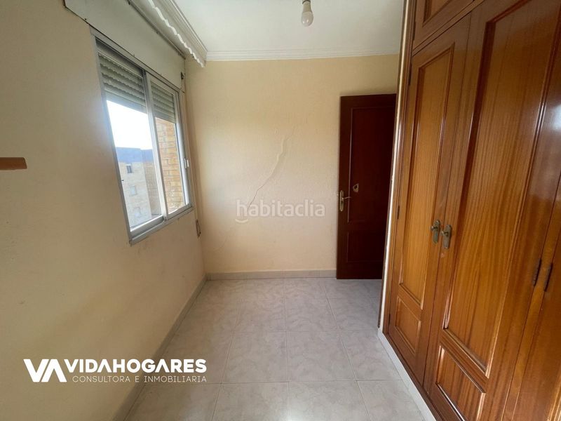 Foto a0e25a6f-49b9-4b7b-b2ba-1ad474ff23db. Pis a Norte - Blanca Paloma Rota