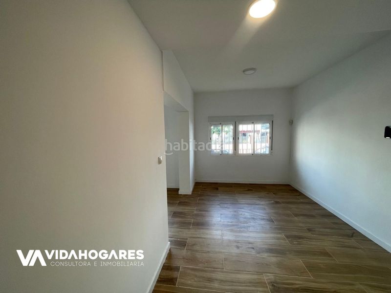 Foto cd2656eb-1464-4771-8d7b-628d7822e940. Pis a Norte - Blanca Paloma Rota
