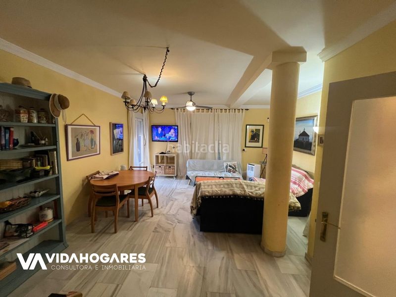 Foto 9d233523-bf0e-4ebd-bb12-17859487cccb. Àtic amb aparcament piscina a Costa Ballena - Largo norte Rota