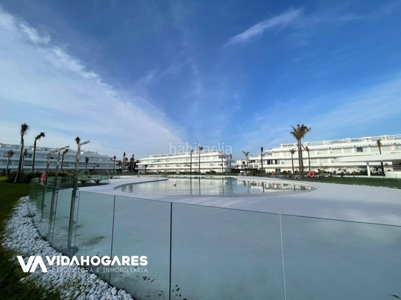 Foto 1eb24f53-2d51-4bd2-b9ac-ea87b3a26edd. Pis amb aparcament piscina a Las Tres Piedras - Costa Ballena Chipiona