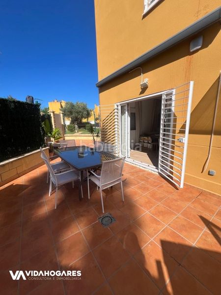 Foto 47ce13f9-4cc3-4ccc-8203-9797c98663ee. Casa amb aparcament piscina a Costa Ballena - Largo norte Rota