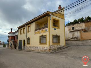 Casa  Real. Casa en ribatajada