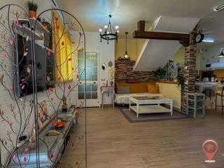 Casa  Humilladero. Una casa singular, en un entorno envidiable