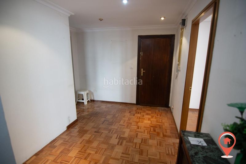 Foto b6de21b4-ea15-412e-8d30-2ae93d532918. Pis amb aparcament a Centro Cuenca