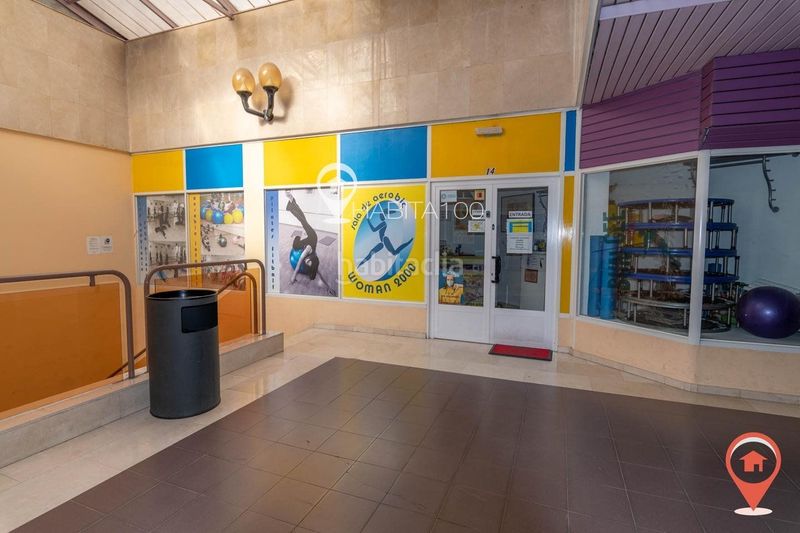 Foto 560a7c76-5025-4679-a14f-6b54d694bcf6. Local comercial a Centro Cuenca