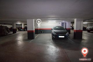 Aparcament cotxe a Centro
