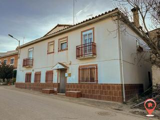 Casa  Carretera de cuenca. Casa en ribagorda.

tenemos una casa de dos plantas en ribagor