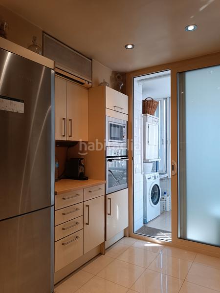 Foto 13672257-cca1-42d1-85d4-82bd18b5cda8. Flat with fireplace heating parking in Eixample Nord Girona