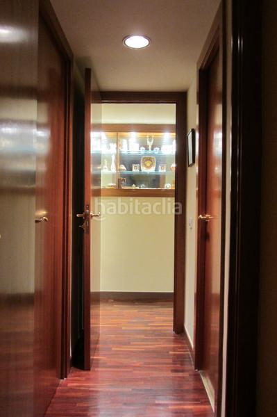 Foto 383f96c6-eb79-4fbd-b984-289bc498eaa1. Flat with fireplace heating parking in Eixample Nord Girona