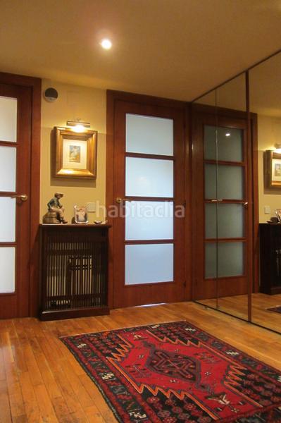 Foto a84f0fc6-e945-494b-abd5-8af69038040f. Flat with fireplace heating parking in Eixample Nord Girona