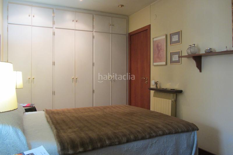 Foto c899c8a8-df0c-4b81-9be5-d9fced7d24d9. Flat with fireplace heating parking in Eixample Nord Girona