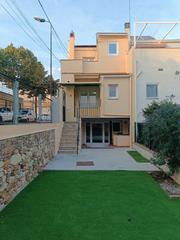 Location Maison à Cassà de la Selva. Casa de 5 habitacions a cassà de la selva