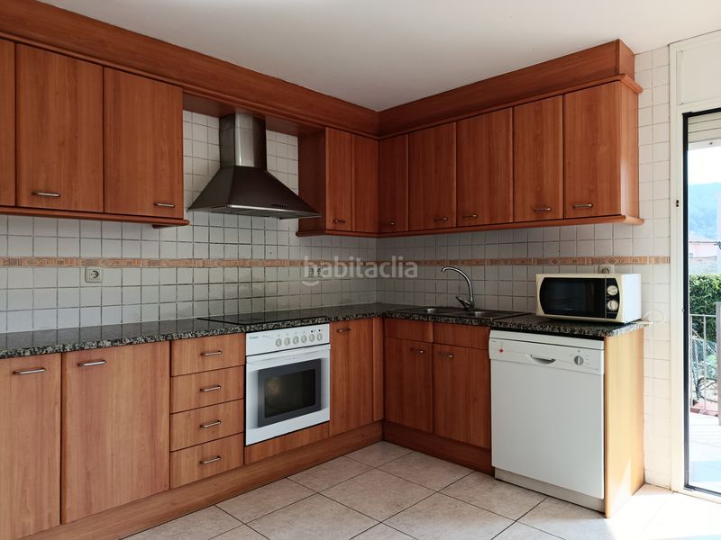 Foto 187d0175-0cf0-489d-9629-560fcbe4dd58. Casa adossada amb calefacció aparcament a Sant Julià de Ramis