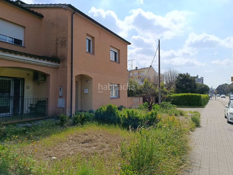 Foto 3d51f096-11e5-4b74-8ddf-af9f1ff686ff. Casa adossada amb calefacció aparcament a Sant Julià de Ramis
