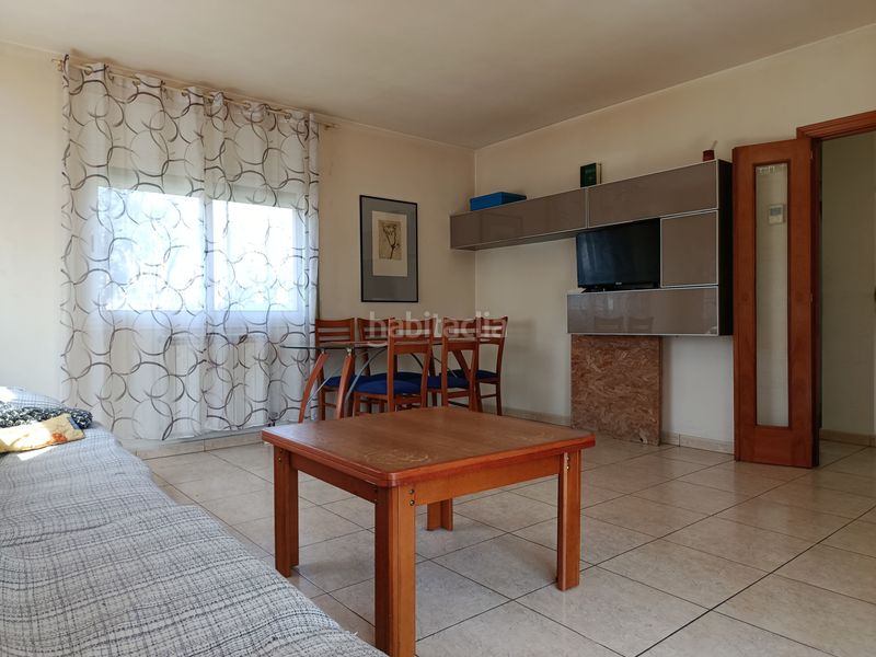 Foto 4b75b3ea-c127-463f-8992-d29433a5c68a. Casa adossada amb calefacció aparcament a Sant Julià de Ramis