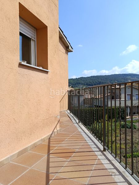 Foto b9215adb-568d-492f-85e9-69e59ae28f3e. Casa adossada amb calefacció aparcament a Sant Julià de Ramis