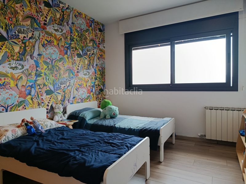Foto abdeeb16-a3d9-4721-a291-4f874d9a71bc. Casa adossada amb xemeneia calefacció aparcament piscina a Girona