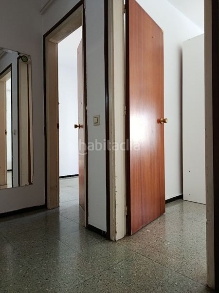 Foto a3a74491-c9c5-4900-9287-4bd3ddb4db7c. Pis amb xemeneia calefacció aparcament a Sant Narcis Girona