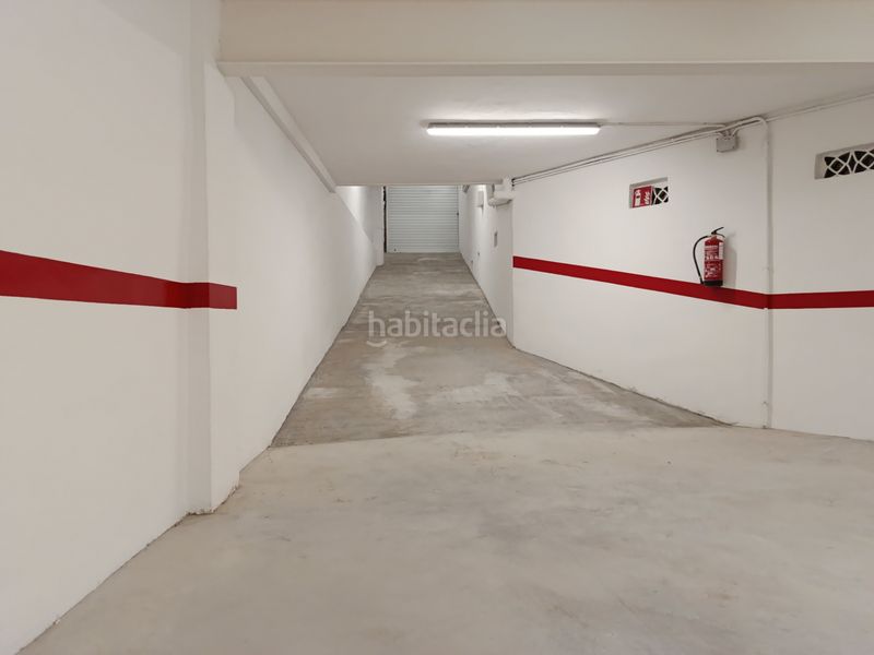 Foto e2dd5911-b246-49f8-8df2-fa5ab082a1a9. Pis amb xemeneia calefacció aparcament a Sant Narcis Girona