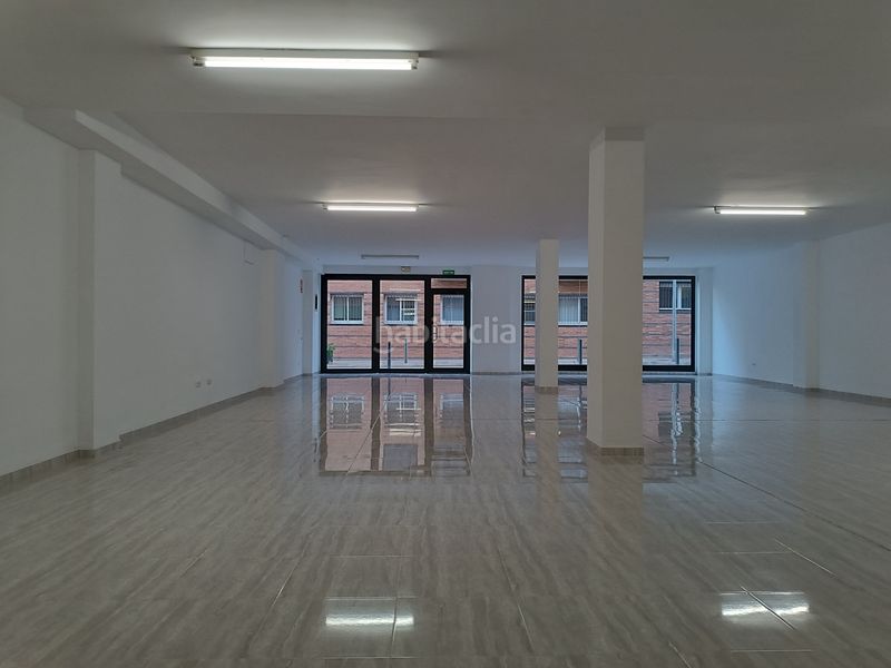 Foto c56dfab0-dff4-4567-b529-cb9c28429bc1. Lloguer local comercial a Celrà