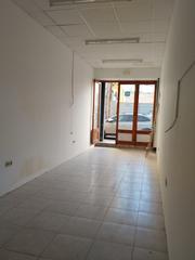 Lloguer Local Comercial  Sant pau (local 2)