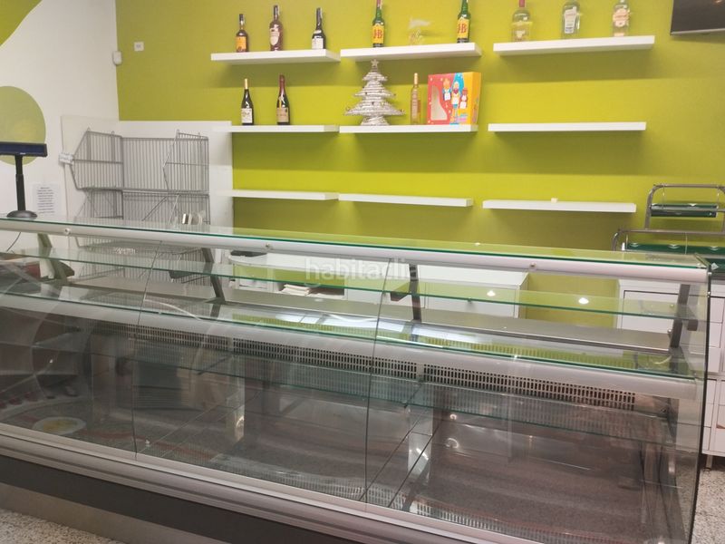 Foto eeef8db3-b91f-4b6d-be89-42de27551fc2. Local comercial a Parc Bosc-Castell Figueres
