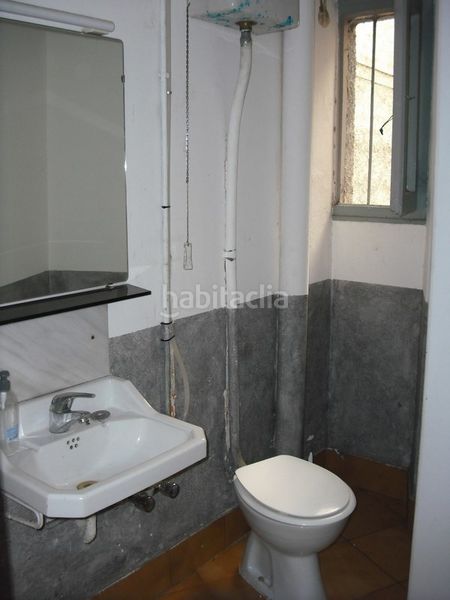 Foto b6f70ef1-40a0-4bb6-a0f9-671c72da351e. Miete geschäftsraum in Olot