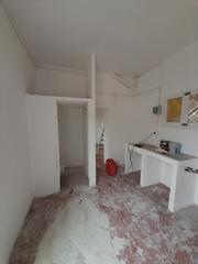 Lloguer Local Comercial  Sant cristofol