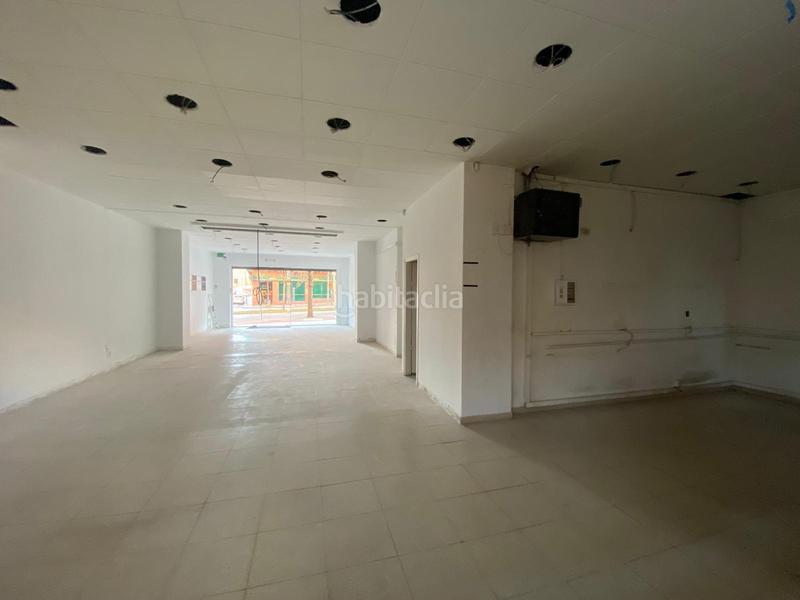 Foto 1d8424b8-ecbf-472a-bd9b-53940730ac22. Lloguer local comercial a Eixample Sud-Migdia Girona