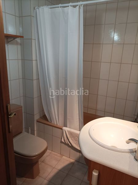 Foto fd2af64d-ca3e-452f-aa0d-b7a557d38bf1. Pis amb calefacció a Centre Roses